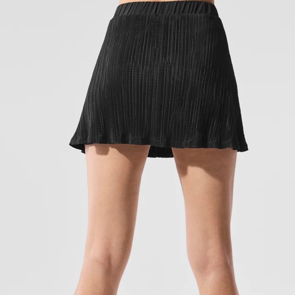 ALO YOGA MICRO PLISSE TENNIS SKIRT - Picture 2 of 7